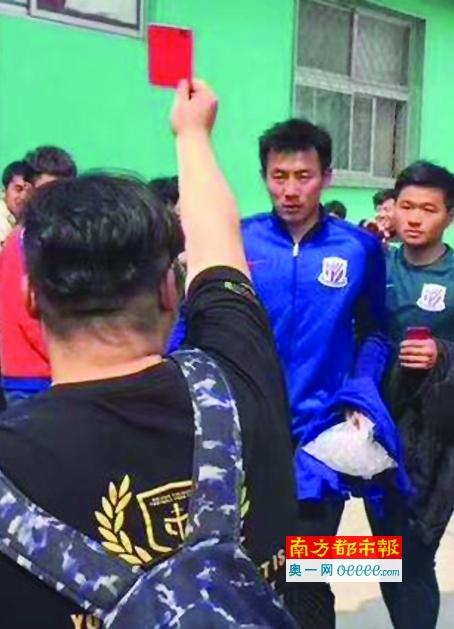 在隧道里，这三个人也根本不可能有逃脱的机会。